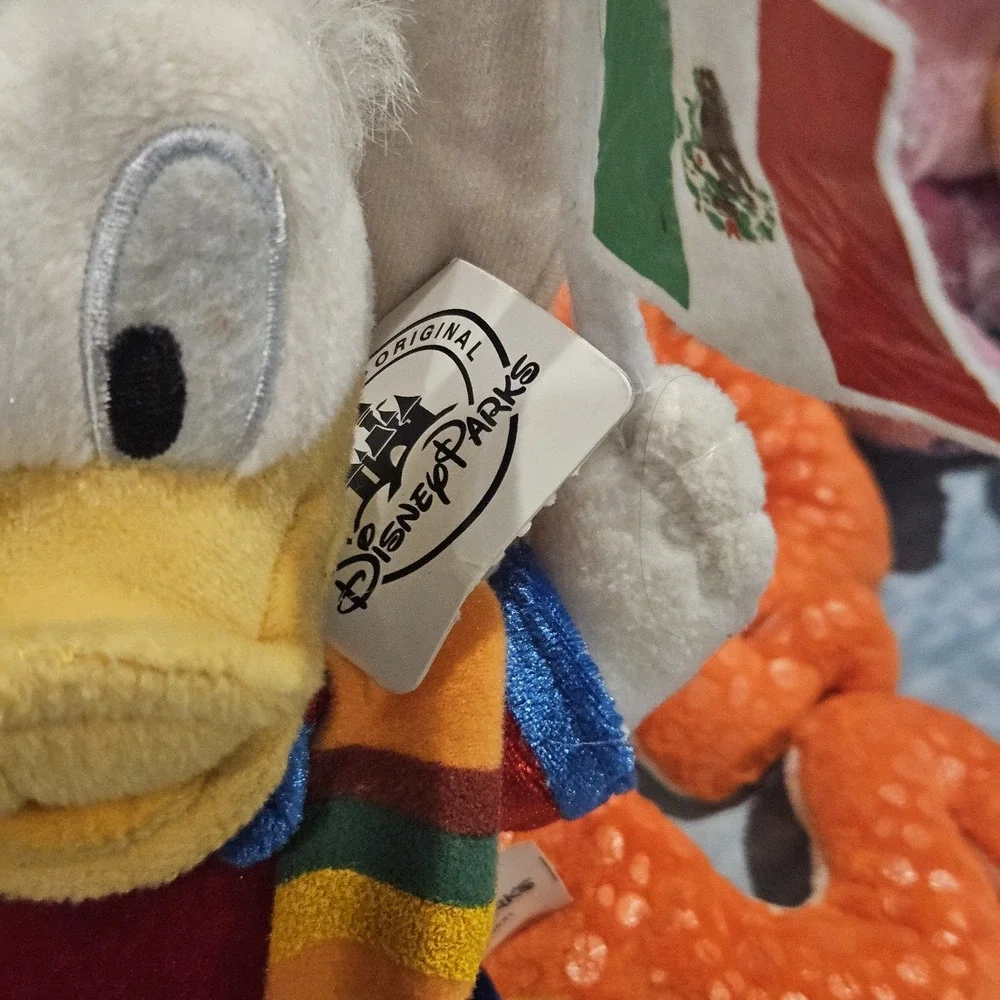 Disney‎ Donald Duck Plush Lot Big Feet Donald Plus Epcot Mexico Pavilion Donald